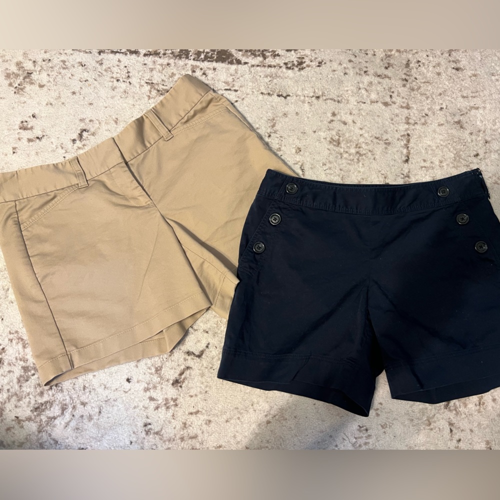 Ann Taylor size 4 navy and khaki shorts bundle